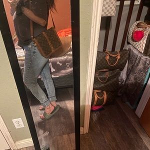 Gorgeous vintage LV  ‼️‼️ONE DAY SALE‼️‼️